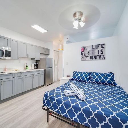 Beachy 1 B/R, W/2 Queen Beds, On Ocean Drive Beach Маямі-Біч Екстер'єр фото