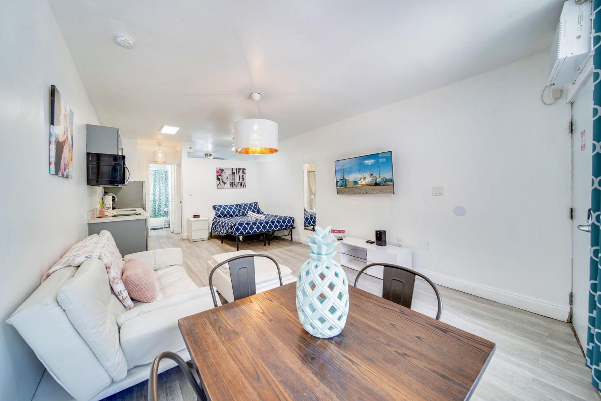 Beachy 1 B/R, W/2 Queen Beds, On Ocean Drive Beach Маямі-Біч Екстер'єр фото
